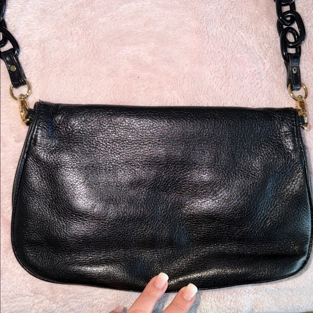 Authentic Tory Burch Black Leather Shoulder Bag with Gold Logo - Picture 8 of 8